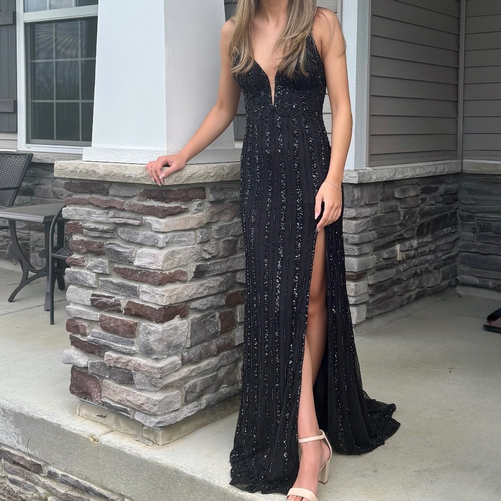 Formal Dress | Amarra | Size 0 | Black - Picture 2 of 7